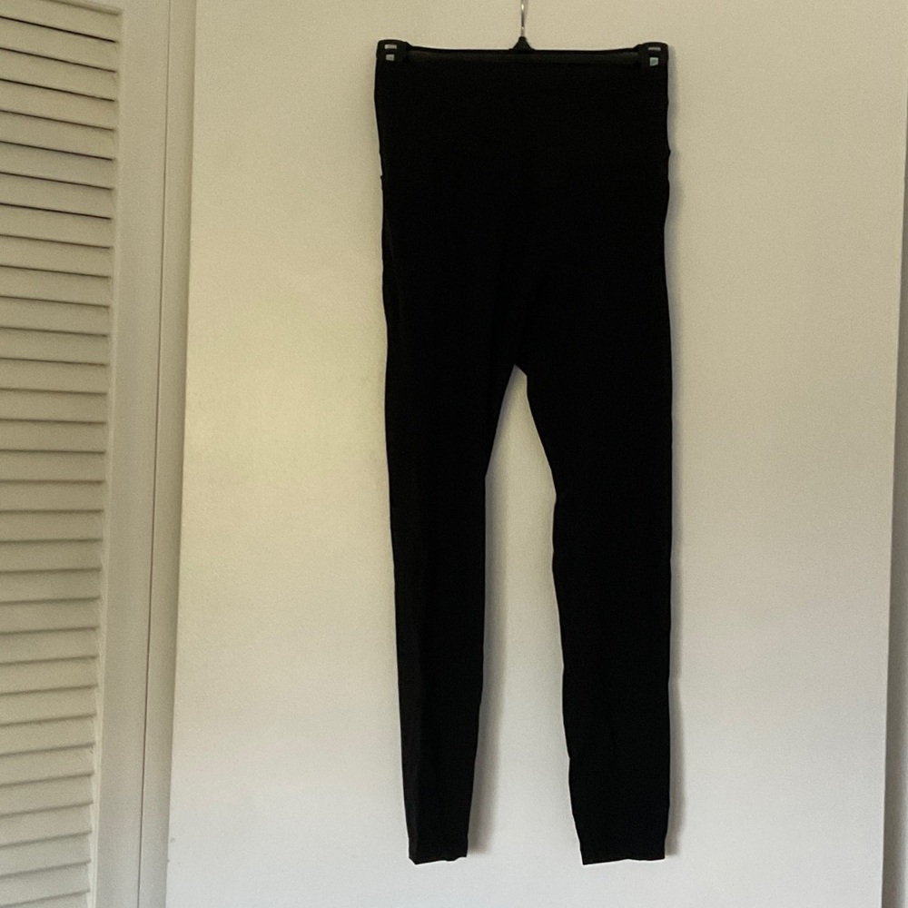 Halara leggings with side pockets